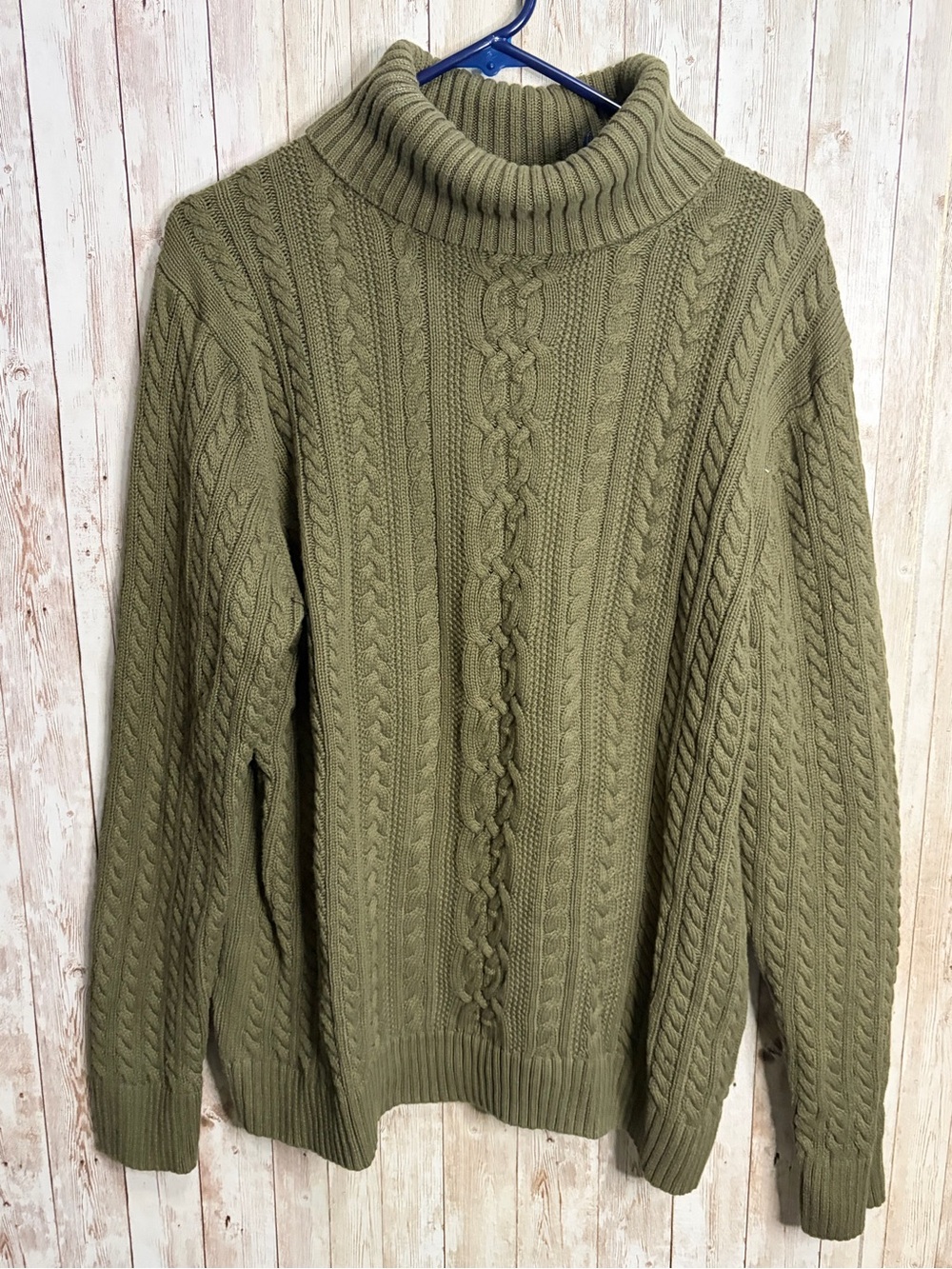 Amazon Essentials Olive Green Cable Turtleneck Sweater - Men